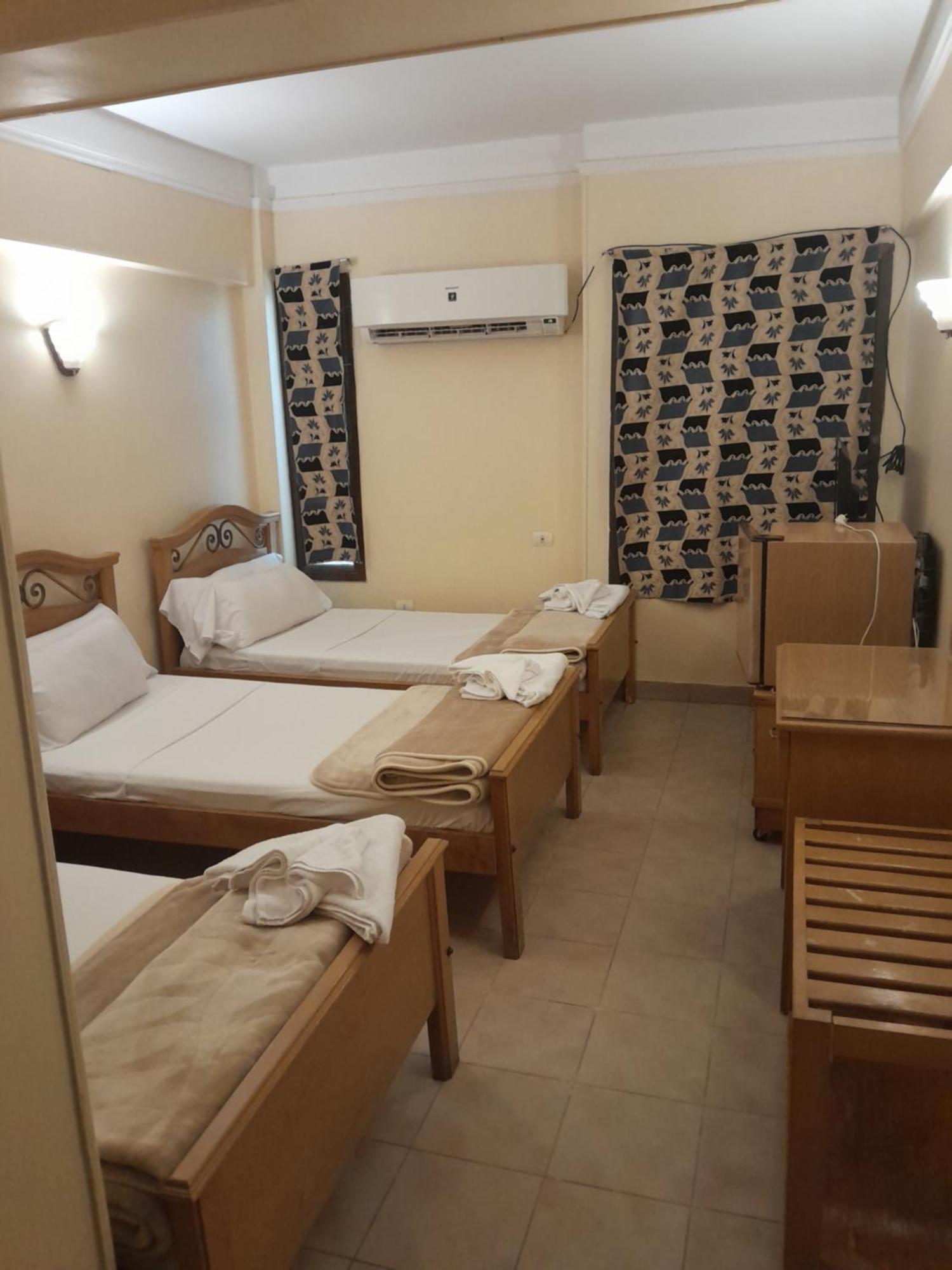 Applicators Hotel Abu Simbel Bagian luar foto