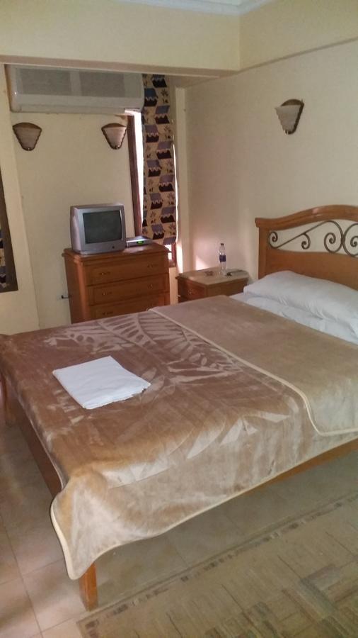 Applicators Hotel Abu Simbel Bagian luar foto