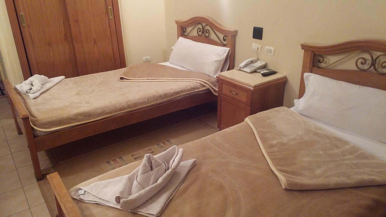 Applicators Hotel Abu Simbel Bagian luar foto